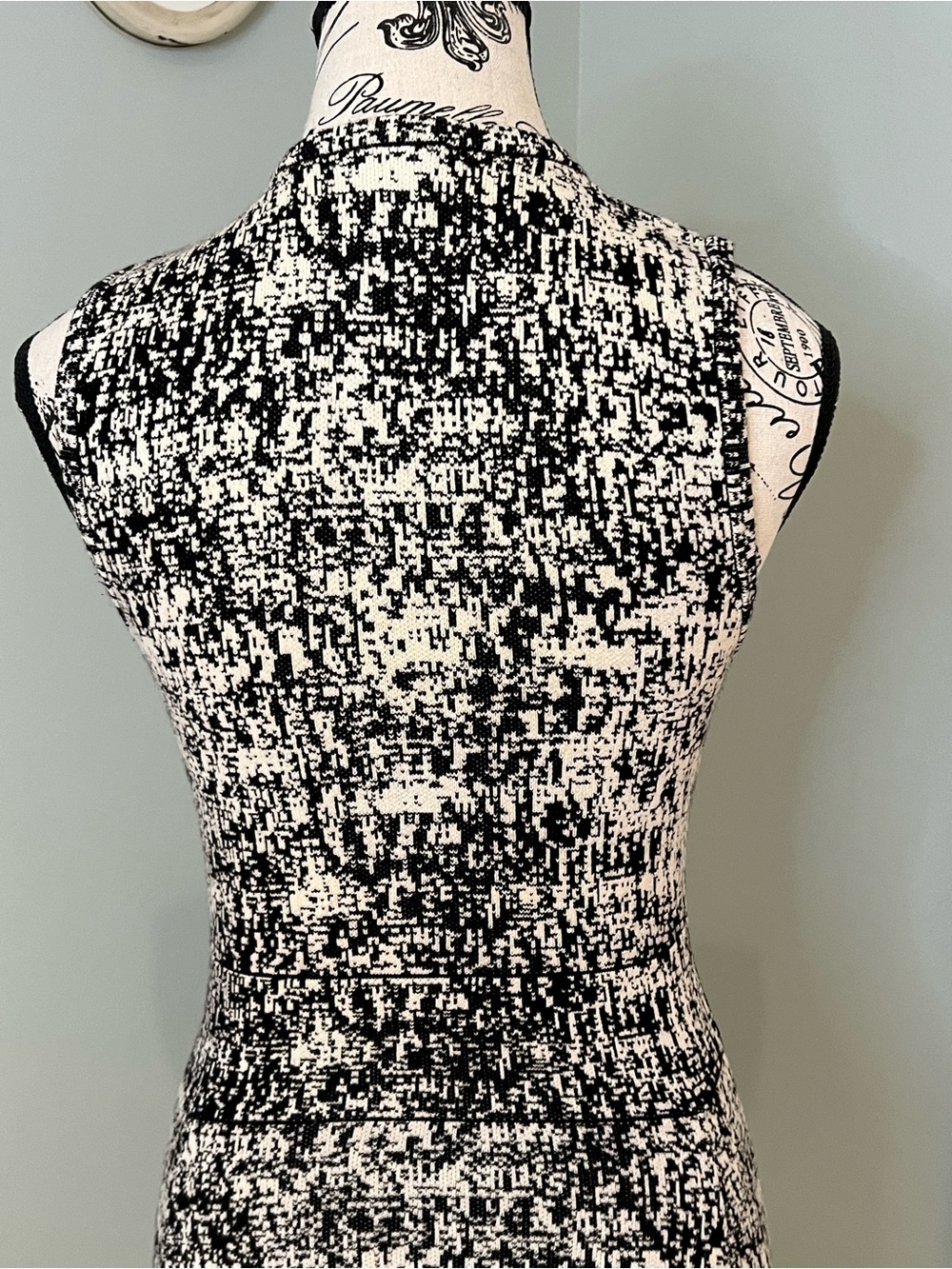 Theory Alancy C Tweedscape dress |black & white textured knit |Size SP |Like New - Picture 5 of 14